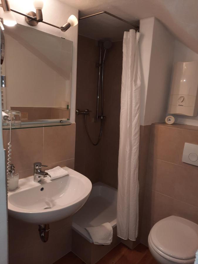 Maternushof Hotel Pomster Buitenkant foto